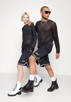 YOURTURN Unisex - Shorts - Black 9 YOURTURN Unisex - Shorts - Black -YOURTURN Verkoopwinkel 04f9499430da4238b7b285350c386cb2