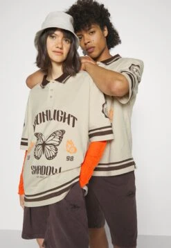 YOURTURN Unisex - Poloshirt - Off-White 11 YOURTURN Unisex - Poloshirt - Off-White -YOURTURN Verkoopwinkel 06f3f7fe8b914fa68eebd970da04ed85