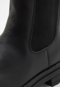 YOURTURN Korte Laarzen - Black 11 YOURTURN Korte Laarzen - Black -YOURTURN Verkoopwinkel 06ffa3bf4b7943ff9e70711f6b0d1906