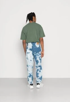 YOURTURN Unisex Moonwash Unisex - Relaxed Fit Jeans - Light Blue Denim -YOURTURN Verkoopwinkel 0871026b54c64d1aa898910b162e894c