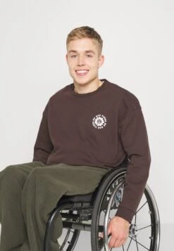 YOURTURN Unisex - Sweater - Dark Brown 16 YOURTURN Unisex - Sweater - Dark Brown -YOURTURN Verkoopwinkel 089cd290a1504c09914d659c402370b4