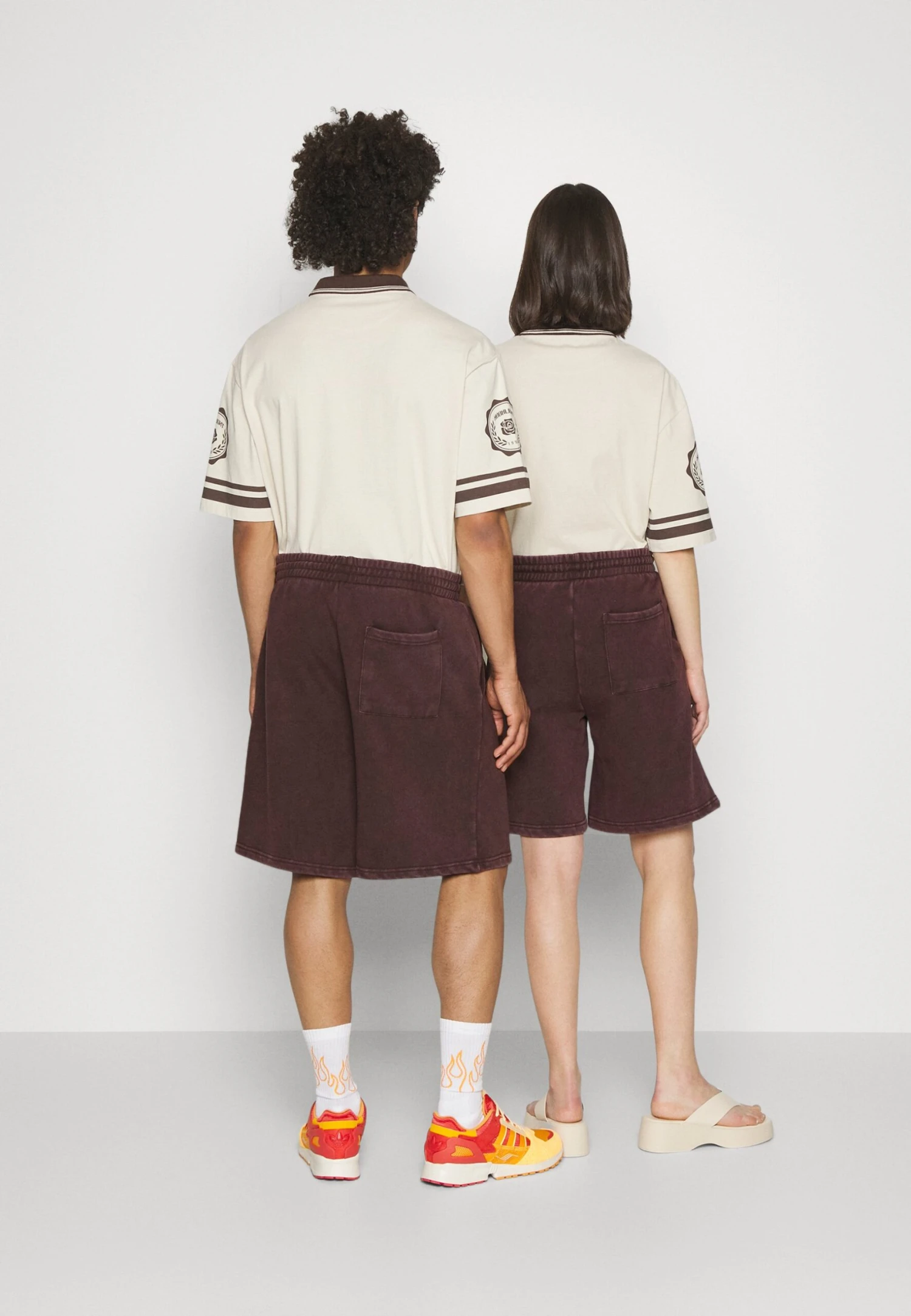 YOURTURN Unisex - Shorts - Dark Brown 3 YOURTURN Unisex - Shorts - Dark Brown - Afbeelding 3