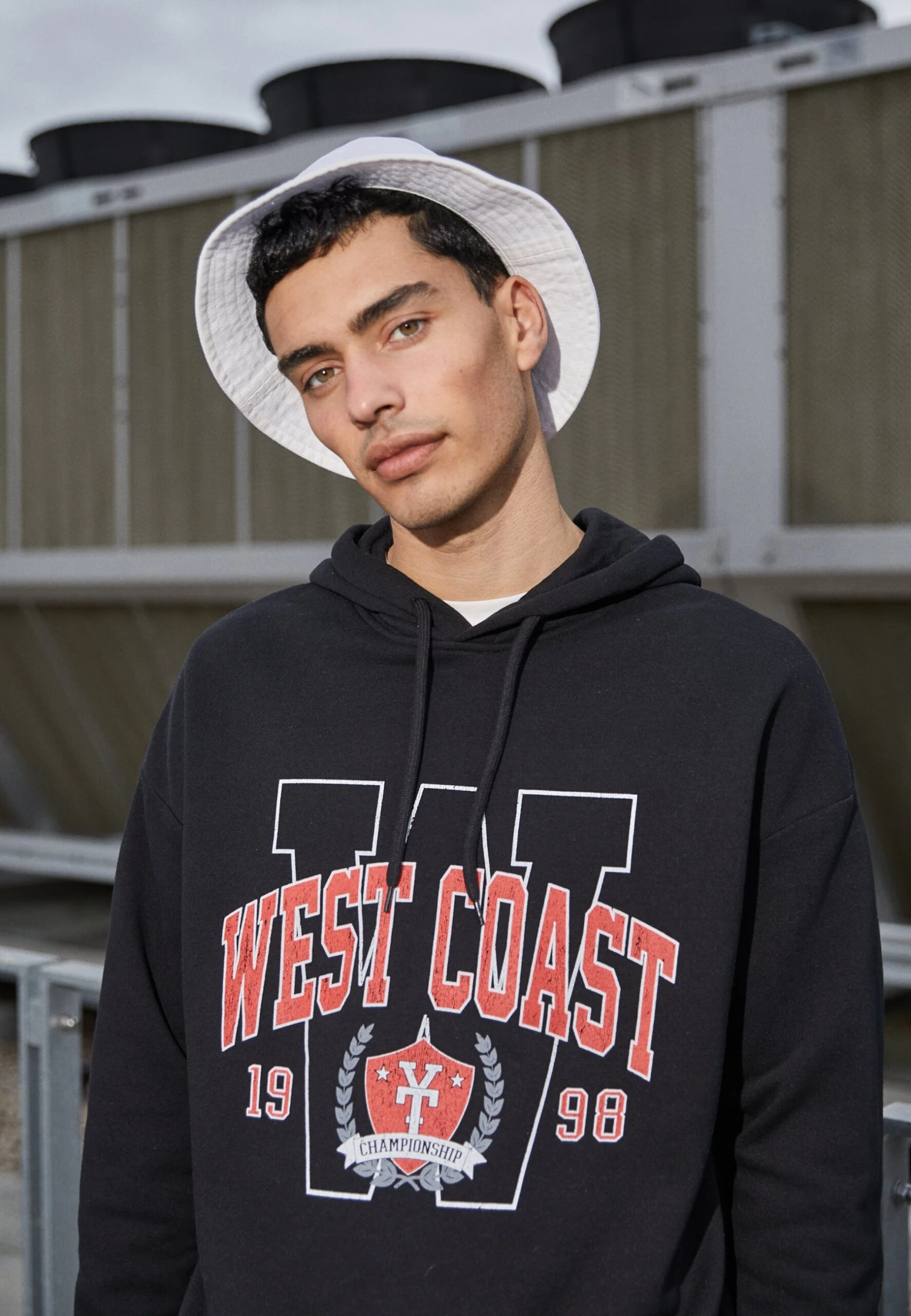 YOURTURN Sweater - Black 3 YOURTURN Sweater - Black - Afbeelding 3