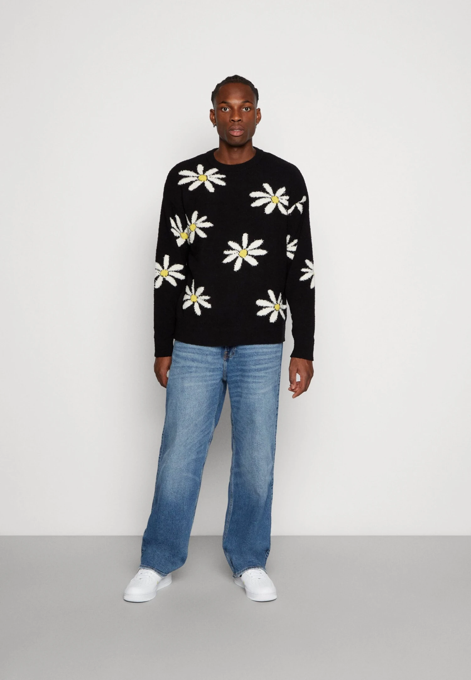 YOURTURN Trui - Black 2 YOURTURN Trui - Black - Afbeelding 2