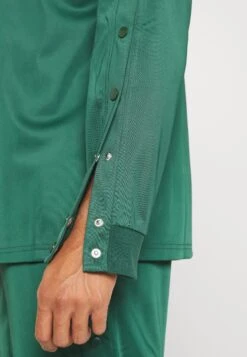 YOURTURN Unisex - Longsleeve - Dark Green 16 YOURTURN Unisex - Longsleeve - Dark Green -YOURTURN Verkoopwinkel 2b7642b57fcd47a080bd29ebccc98ff5