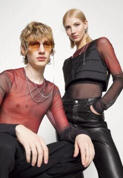 YOURTURN Unisex - Longsleeve -Red 9 YOURTURN Unisex - Longsleeve -Red -YOURTURN Verkoopwinkel 2ce283cda1134ef3b438bb9794367f44