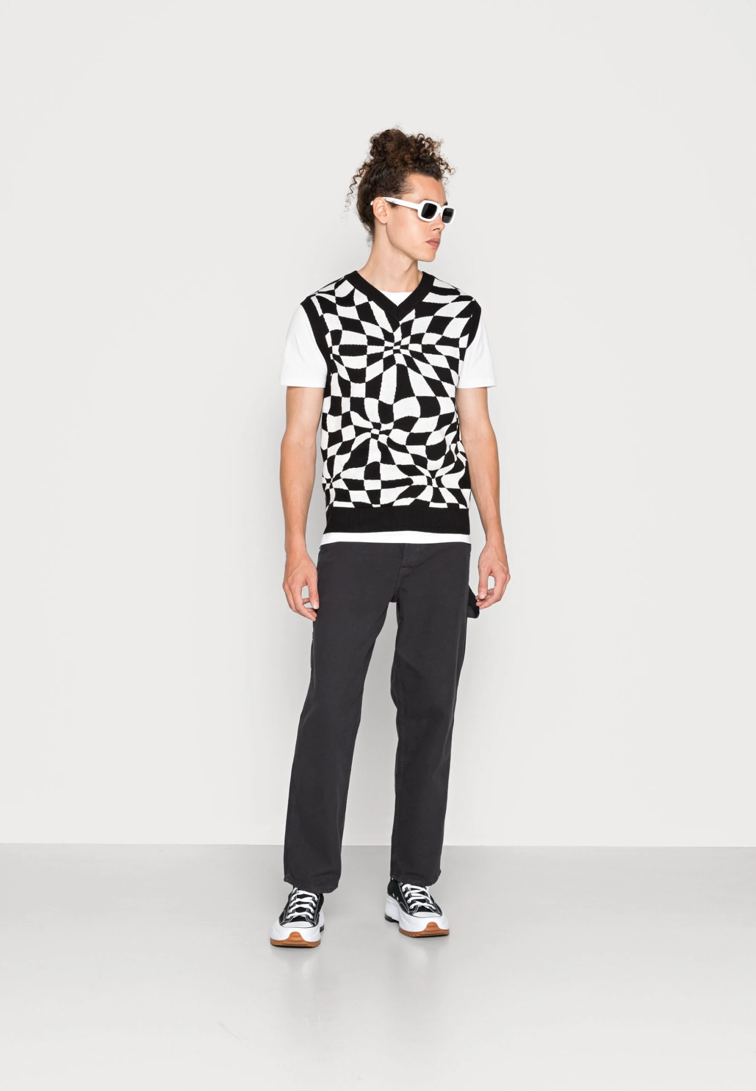 YOURTURN Distorted Check Vest Unisex - Trui - Black/White 2 YOURTURN Distorted Check Vest Unisex - Trui - Black/White - Afbeelding 2