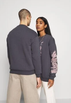 YOURTURN Sweater - Dark Gray 8 YOURTURN Sweater - Dark Gray -YOURTURN Verkoopwinkel 34f267f0283847c6a2c7755714efbbd6