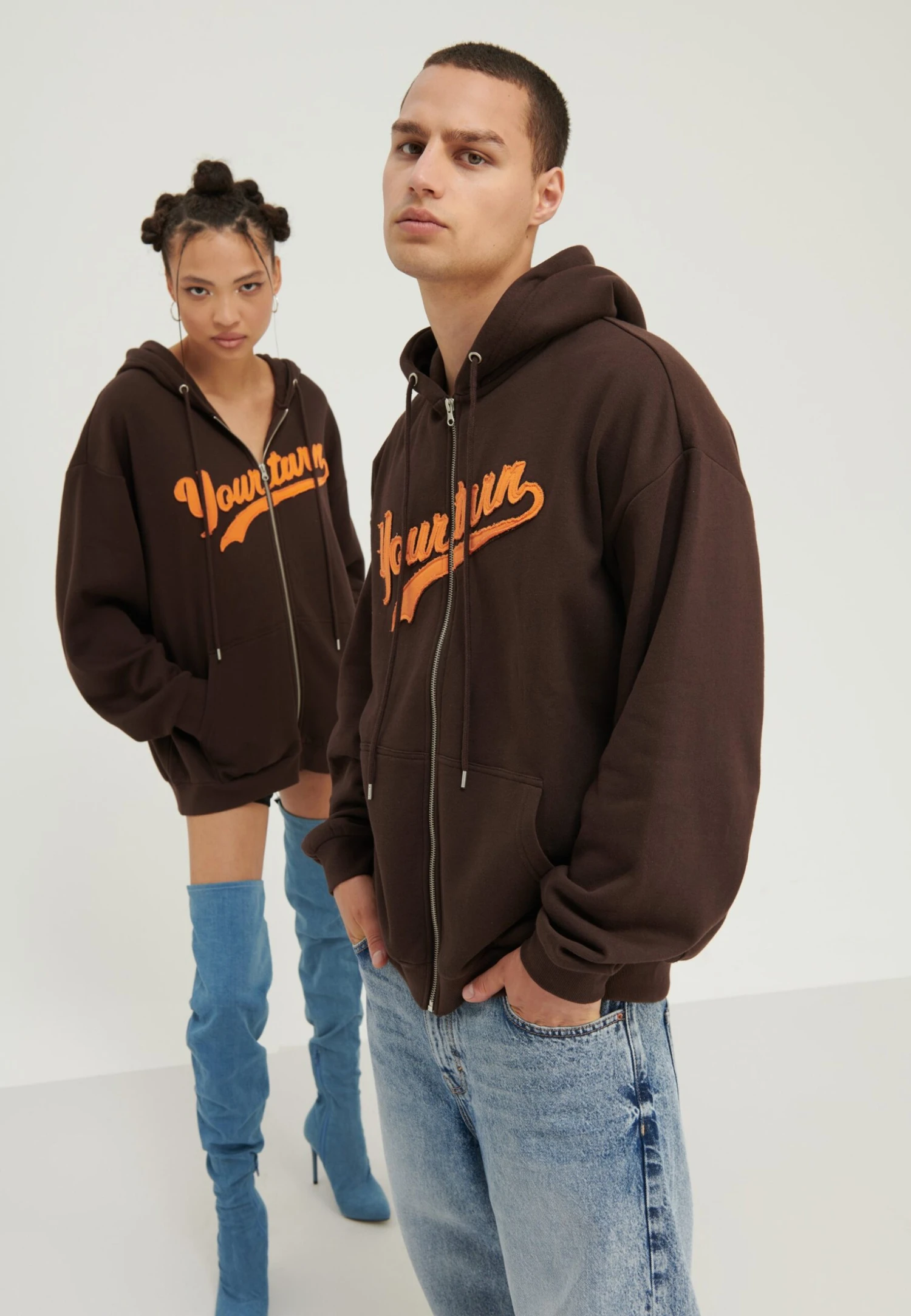 YOURTURN Unisex - Sweater Met Rits - Dark Brown 1 YOURTURN Unisex - Sweater Met Rits - Dark Brown