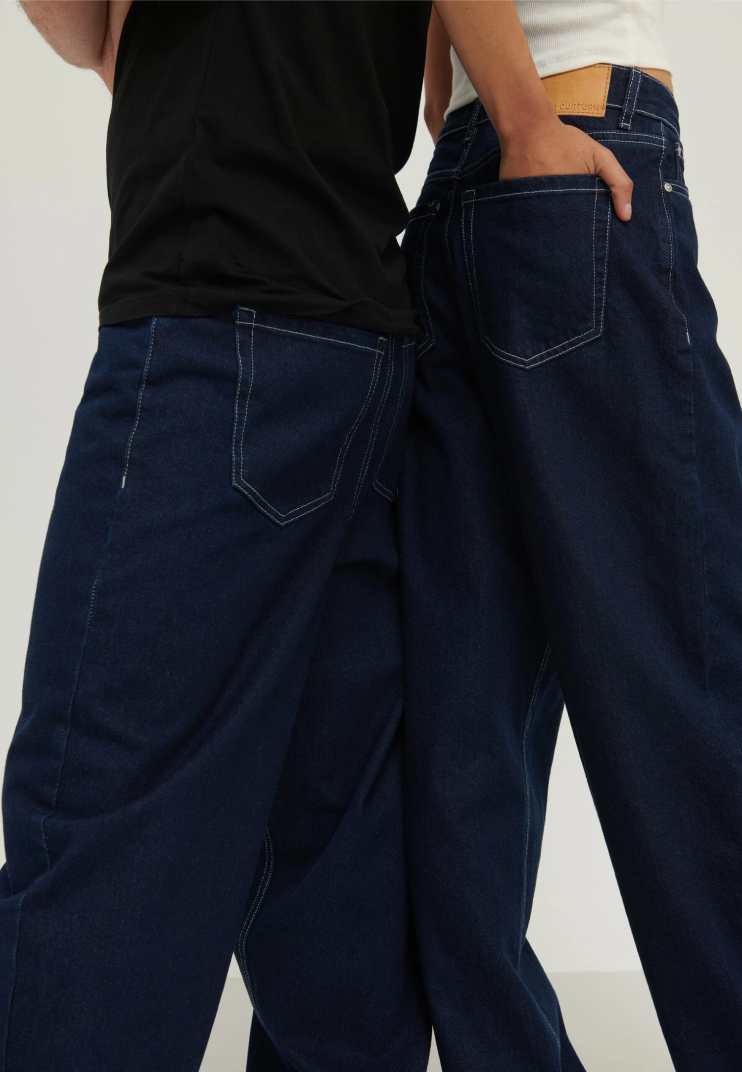 YOURTURN Unisex - Relaxed Fit Jeans - Rinsed Denim 4 YOURTURN Unisex - Relaxed Fit Jeans - Rinsed Denim - Afbeelding 4