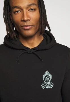 YOURTURN Hoodie - Black 13 YOURTURN Hoodie - Black -YOURTURN Verkoopwinkel 4c825b30c3bf4d60ab23acf9d91d2d66