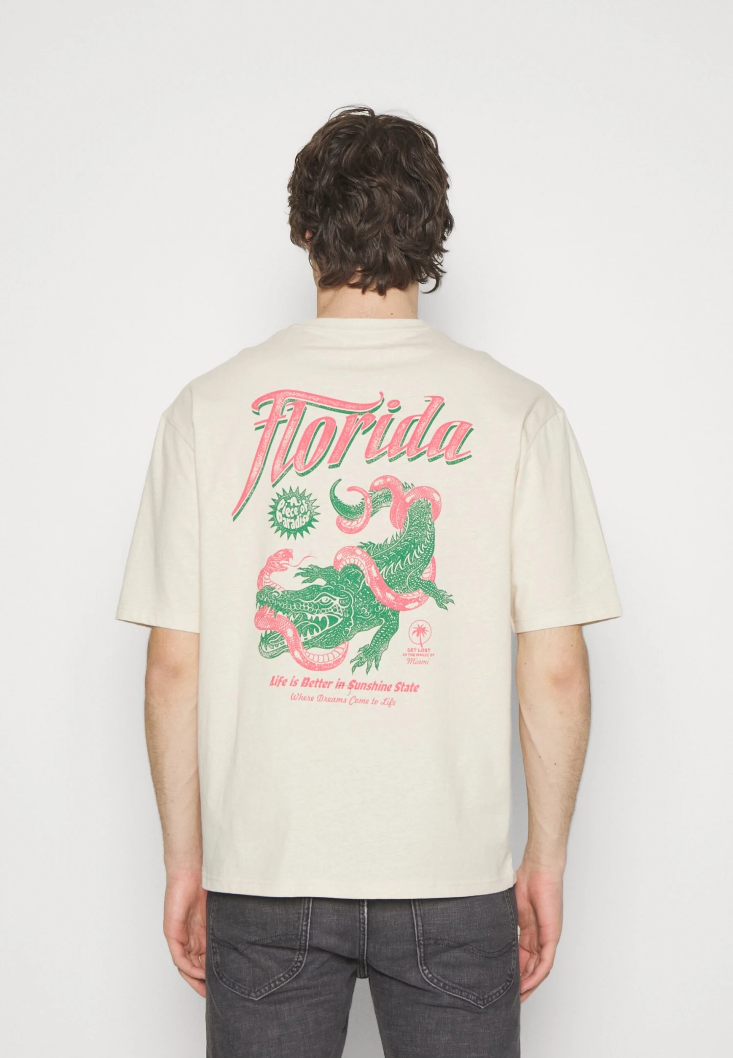 YOURTURN Crocodile Florida Graphic Tee Unisex- T-Shirt Print - Beige 1 YOURTURN Crocodile Florida Graphic Tee Unisex- T-Shirt Print - Beige