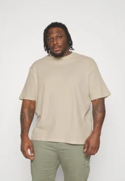 YOURTURN Unisex - T-Shirt Basic -Light Green/ Off-White 13 YOURTURN Unisex - T-Shirt Basic -Light Green/ Off-White -YOURTURN Verkoopwinkel 57da568ea653443296d19c012be9e1e6