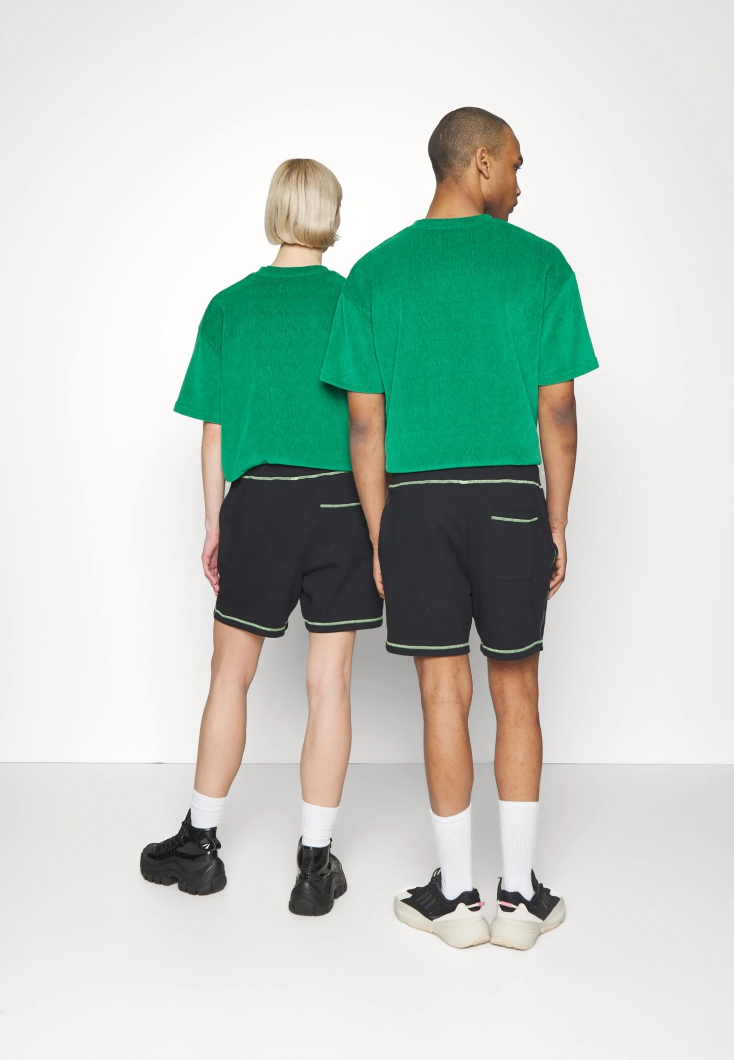 YOURTURN Unisex - Shorts - Black 3 YOURTURN Unisex - Shorts - Black - Afbeelding 3