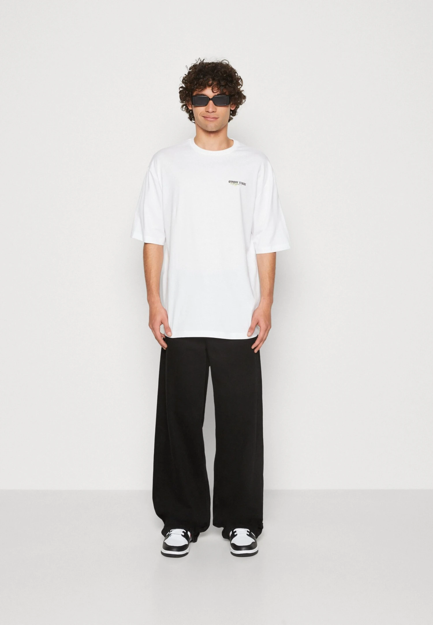 YOURTURN T-Shirt Print - White 2 YOURTURN T-Shirt Print - White - Afbeelding 2