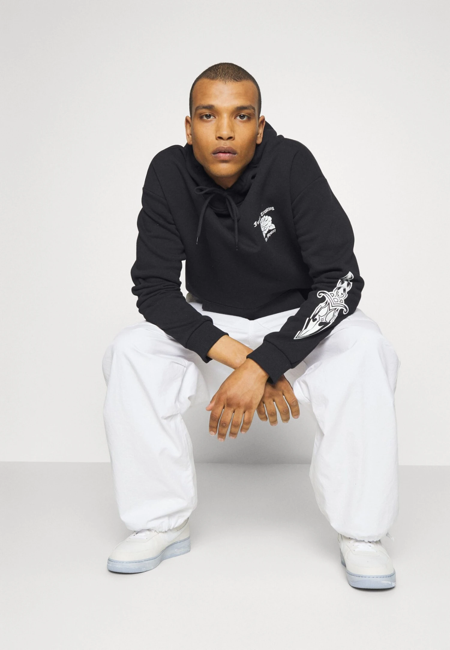 YOURTURN Rose Knife Unisex - Hoodie - Black 5 YOURTURN Rose Knife Unisex - Hoodie - Black - Afbeelding 5