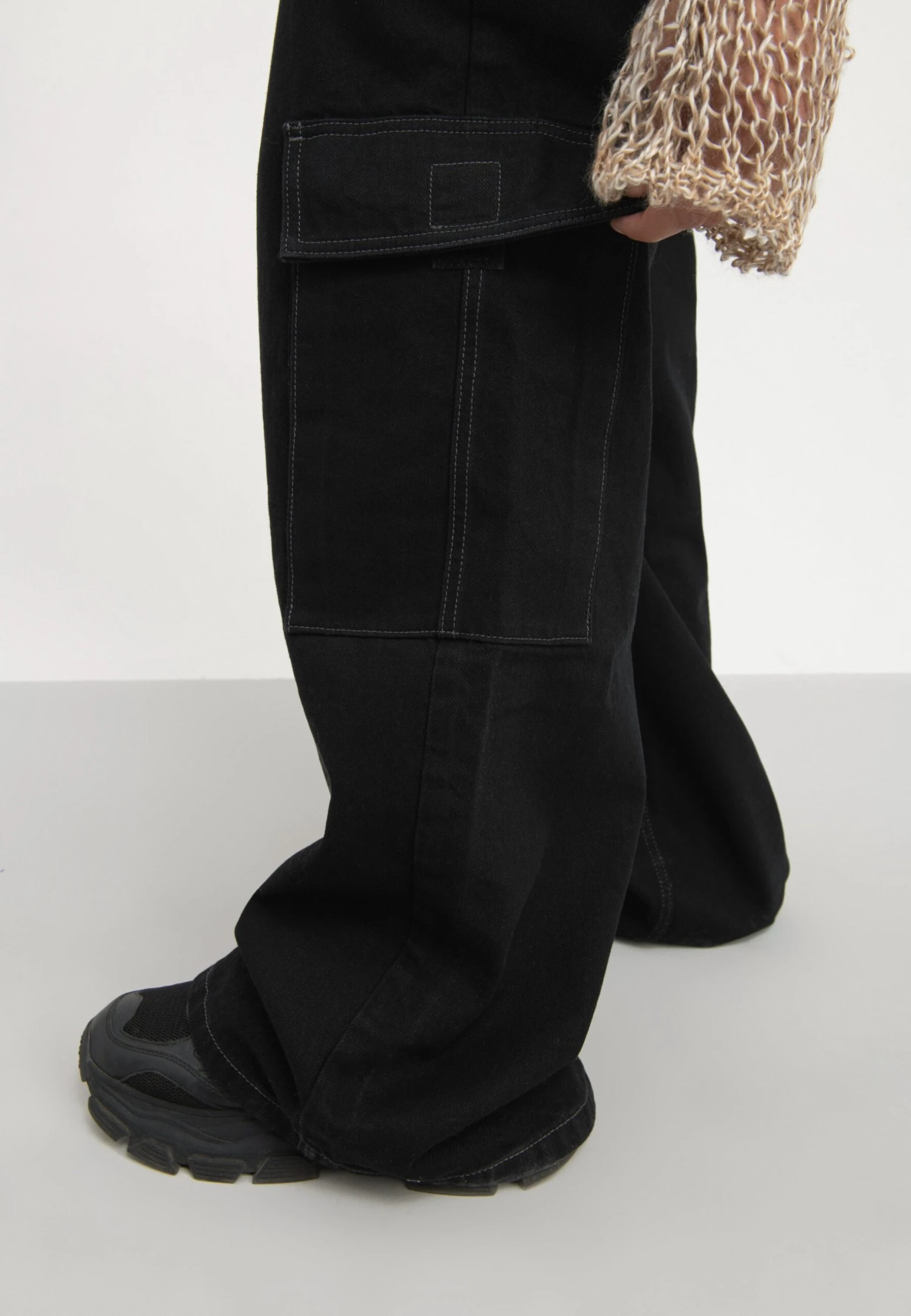 YOURTURN Unisex - Relaxed Fit Jeans - Black Denim 6 YOURTURN Unisex - Relaxed Fit Jeans - Black Denim - Afbeelding 6