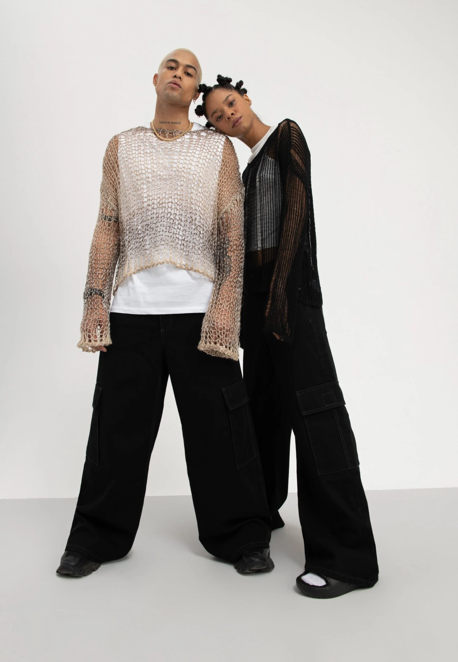 YOURTURN Unisex - Relaxed Fit Jeans - Black Denim 2 YOURTURN Unisex - Relaxed Fit Jeans - Black Denim - Afbeelding 2