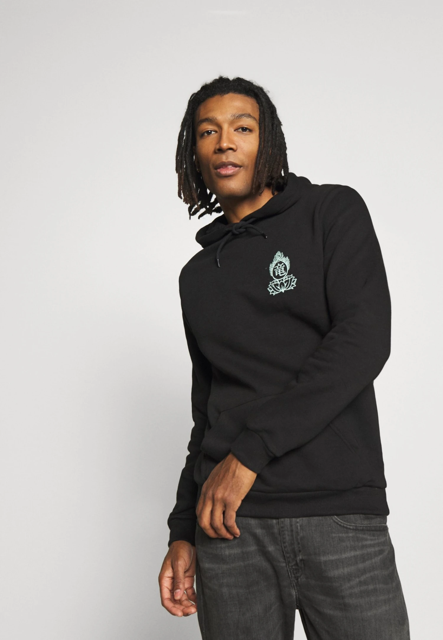 YOURTURN Hoodie - Black 4 YOURTURN Hoodie - Black - Afbeelding 4