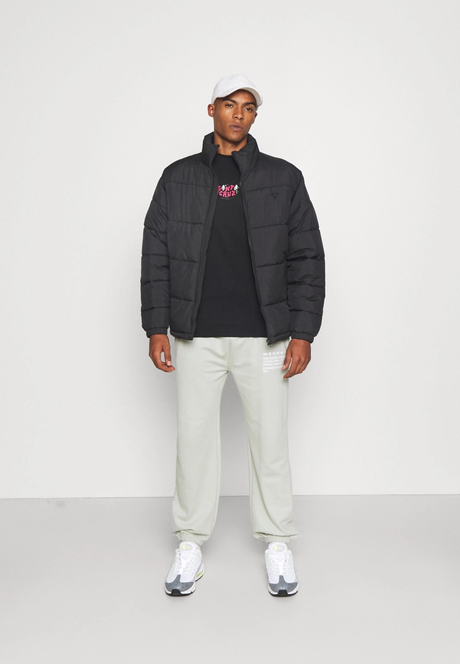 YOURTURN Oversize Puffer Jacket Unisex- Winterjas - Black 2 YOURTURN Oversize Puffer Jacket Unisex- Winterjas - Black - Afbeelding 2