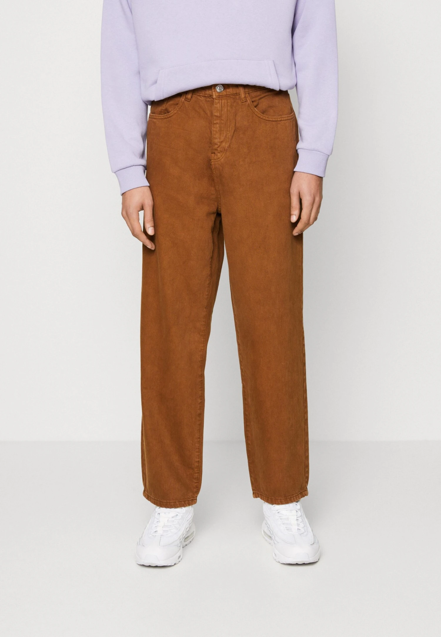 YOURTURN Unisex - Relaxed Fit Jeans - Brown 1 YOURTURN Unisex - Relaxed Fit Jeans - Brown