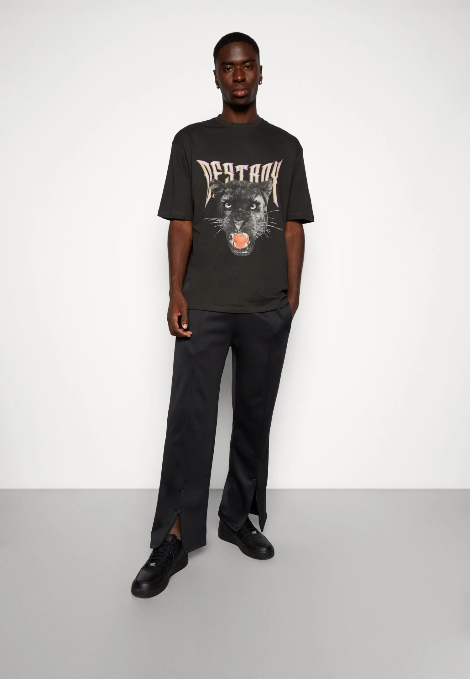 YOURTURN Unisex - Trainingsbroek - Black 4 YOURTURN Unisex - Trainingsbroek - Black - Afbeelding 4