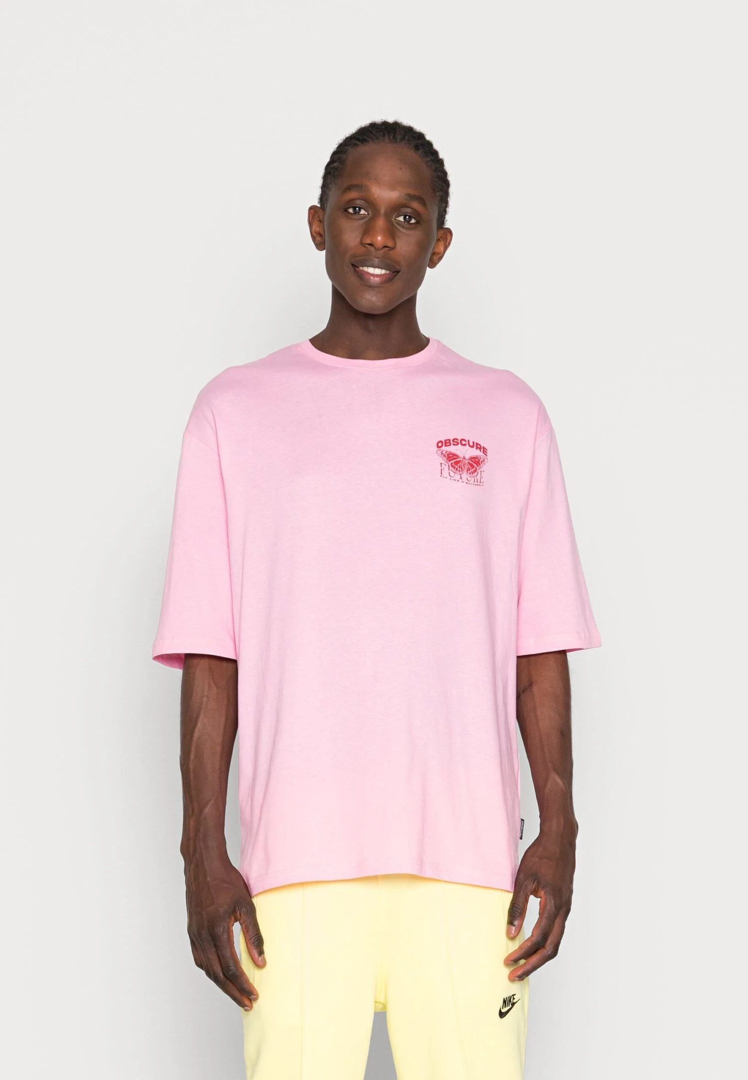 YOURTURN Nostalgia Future Tee Unisex - T-Shirt Print - Pink 3 YOURTURN Nostalgia Future Tee Unisex - T-Shirt Print - Pink - Afbeelding 3