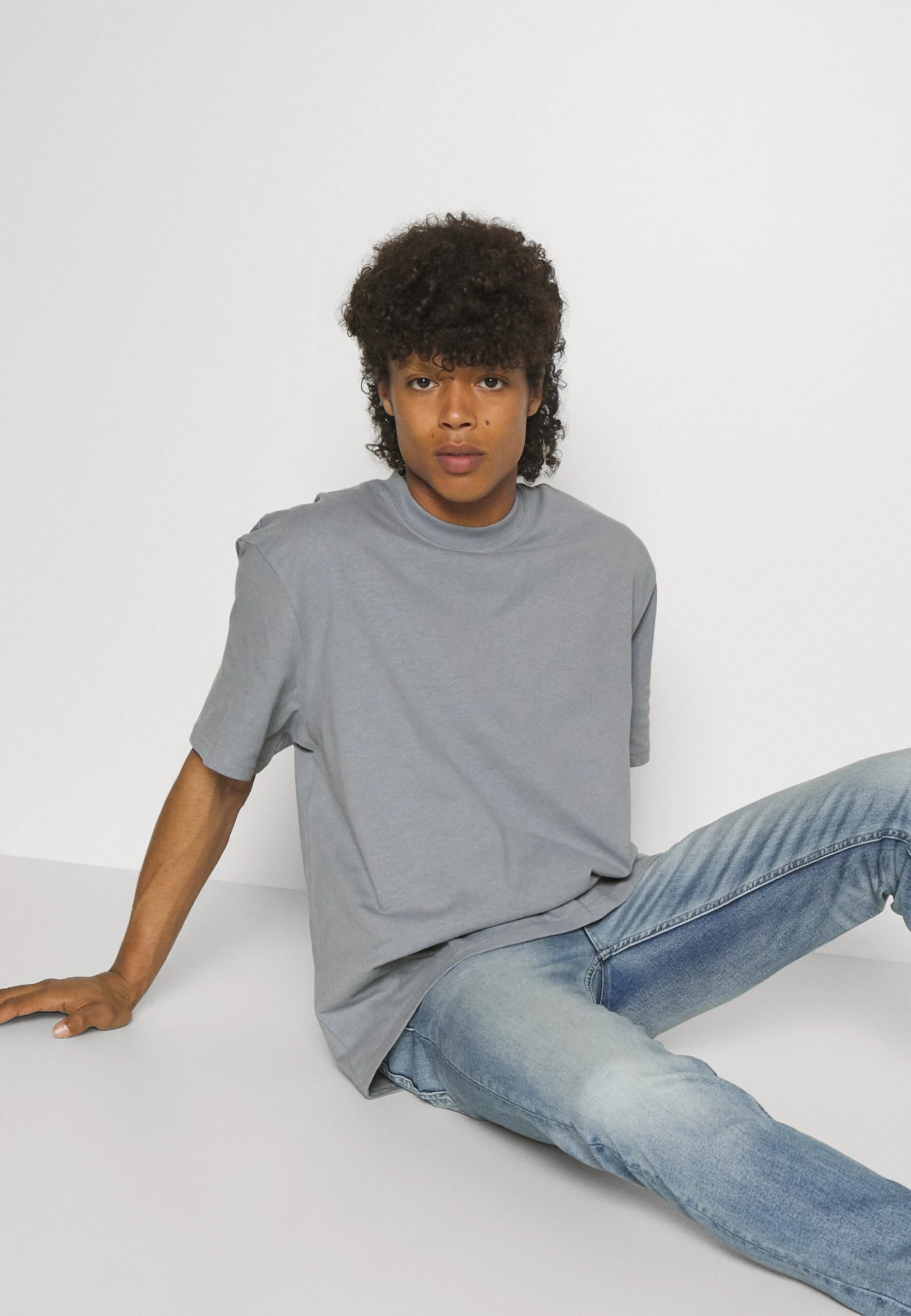 YOURTURN Unisex - T-Shirt Basic - Grey 5 YOURTURN Unisex - T-Shirt Basic - Grey - Afbeelding 5