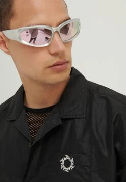 YOURTURN Unisex - Overhemdblouse - Black 9 YOURTURN Unisex - Overhemdblouse - Black -YOURTURN Verkoopwinkel 8a6e506403de4206a86bfe93e868d98e