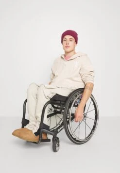 YOURTURN Unisex - Sweater - Beige -YOURTURN Verkoopwinkel 97f45a50f78b459ca857074e0f5a65aa