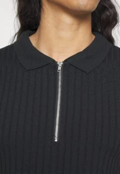 YOURTURN Unisex - Top - Black 11 YOURTURN Unisex - Top - Black -YOURTURN Verkoopwinkel 9852906e1f3c4537bc69a455f9634027