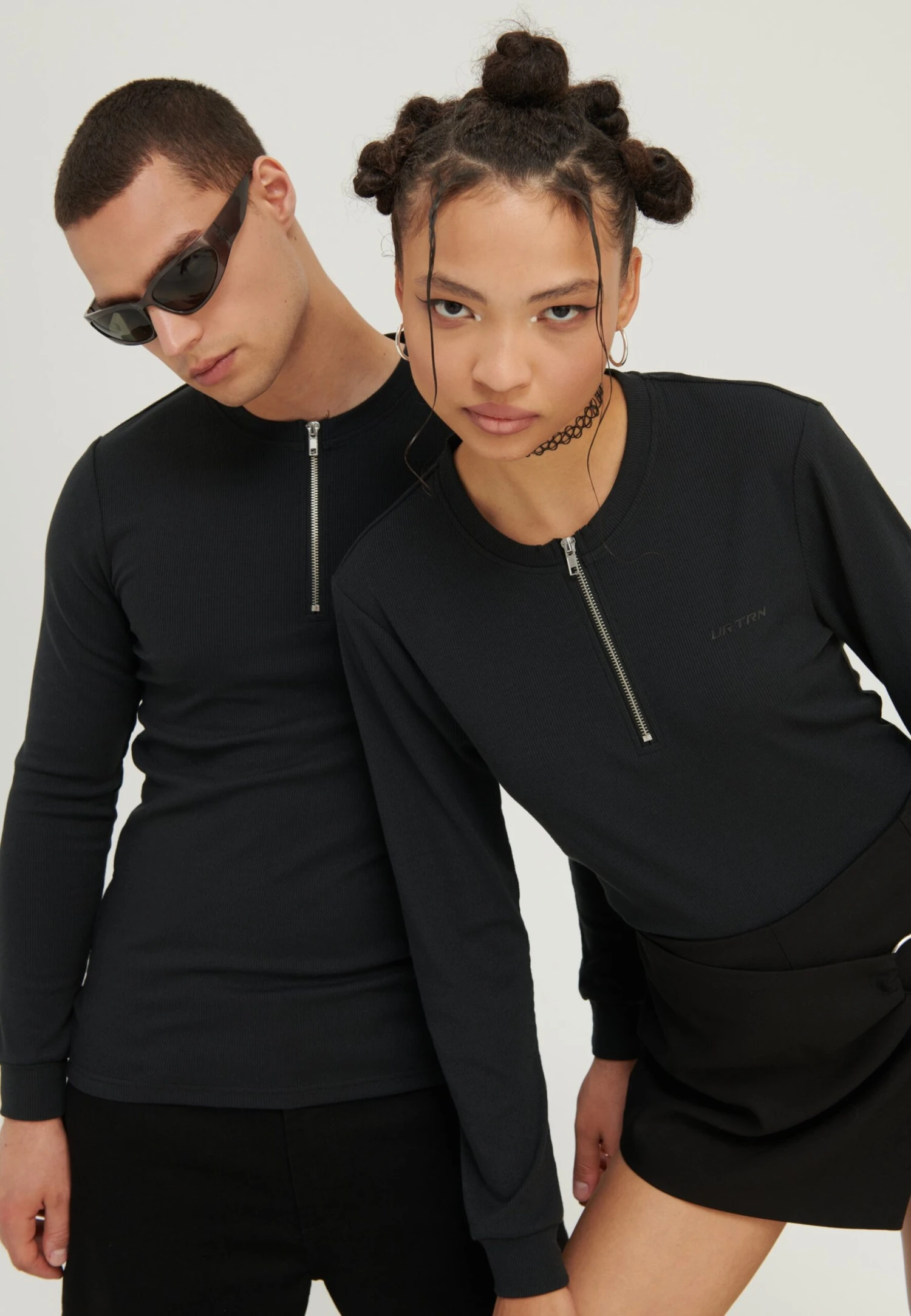 YOURTURN Unisex - Trui - Black 1 YOURTURN Unisex - Trui - Black