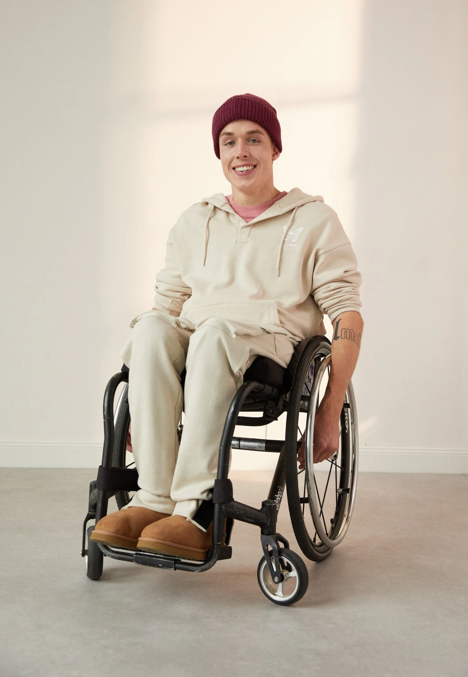 YOURTURN Trainingsbroek - Beige 2 YOURTURN Trainingsbroek - Beige - Afbeelding 2