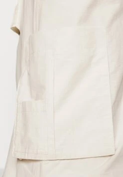 YOURTURN Unisex - Cargobroek - White 13 YOURTURN Unisex - Cargobroek - White -YOURTURN Verkoopwinkel b765f94c7a4b4aa381e82f4831de94b0