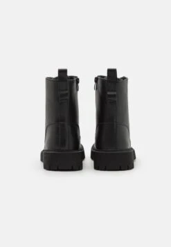 YOURTURN Veterboots - Black 8 YOURTURN Veterboots - Black -YOURTURN Verkoopwinkel d4ee08c0b3bf43f3b0381acd10e2d910