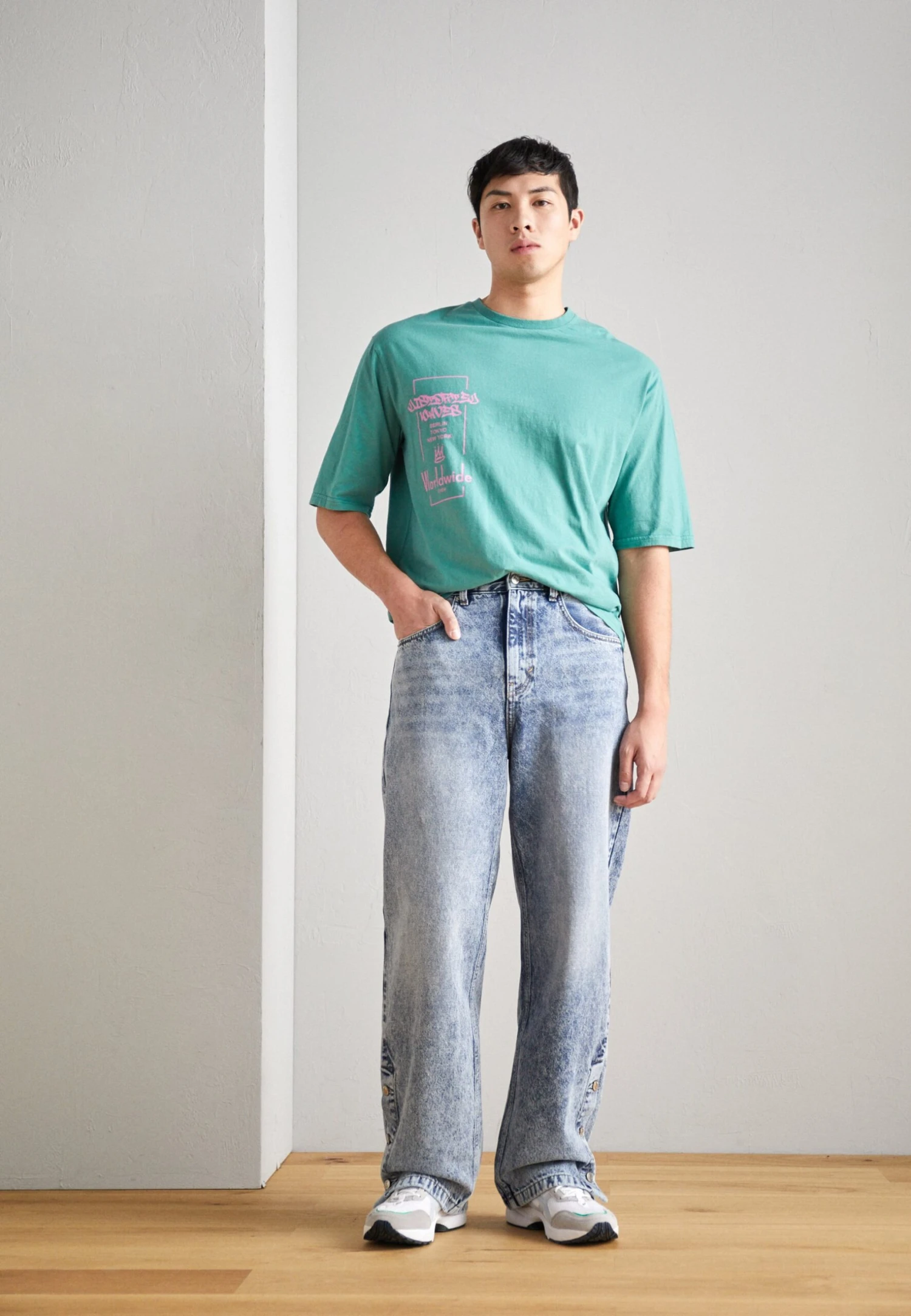 YOURTURN Unisex - Relaxed Fit Jeans - Light Blue Denim 2 YOURTURN Unisex - Relaxed Fit Jeans - Light Blue Denim - Afbeelding 2