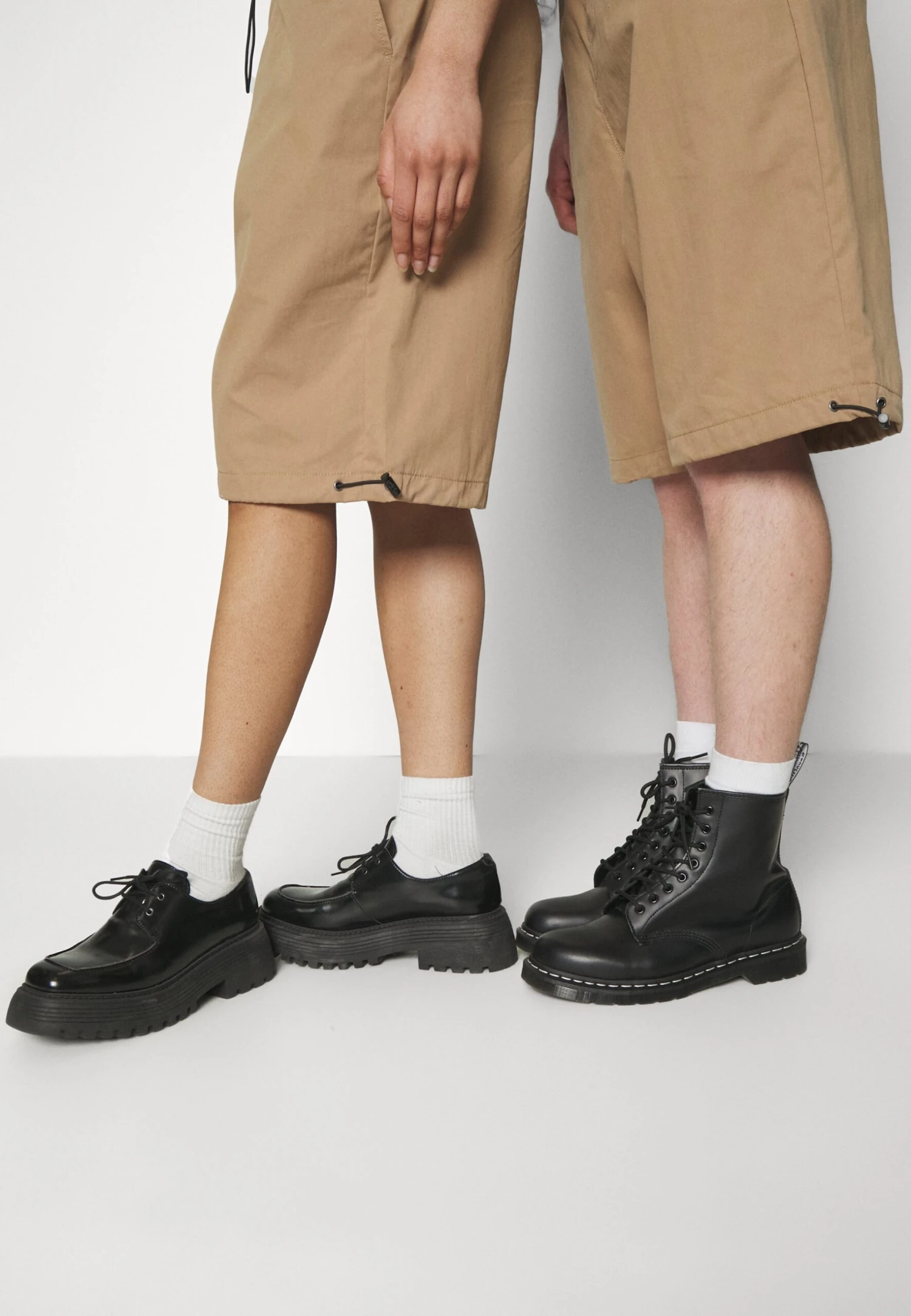 YOURTURN Genderless Parachute - Shorts - Brown 5 YOURTURN Genderless Parachute - Shorts - Brown - Afbeelding 5
