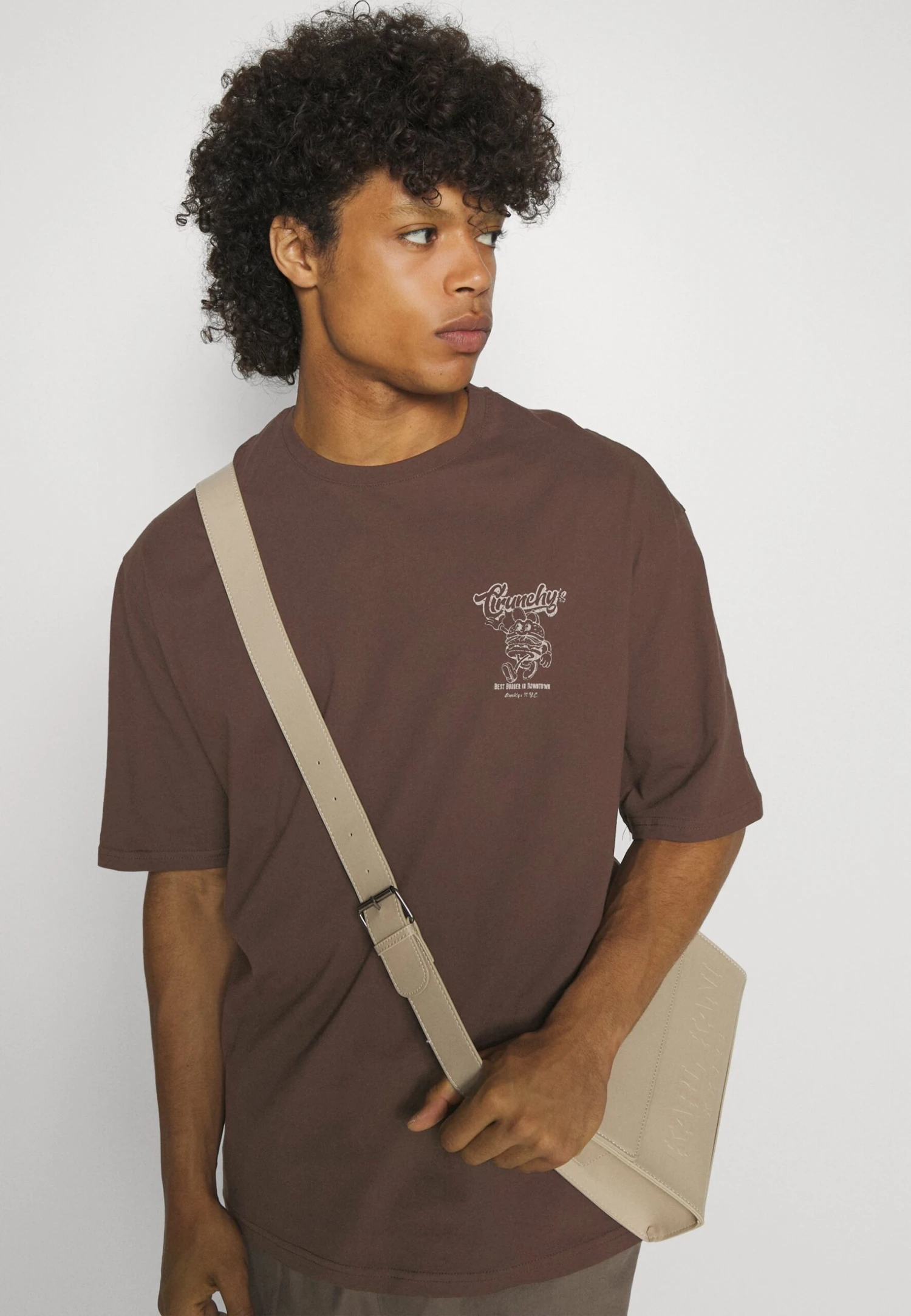 YOURTURN Unisex - T-Shirt Print - Brown 4 YOURTURN Unisex - T-Shirt Print - Brown - Afbeelding 4