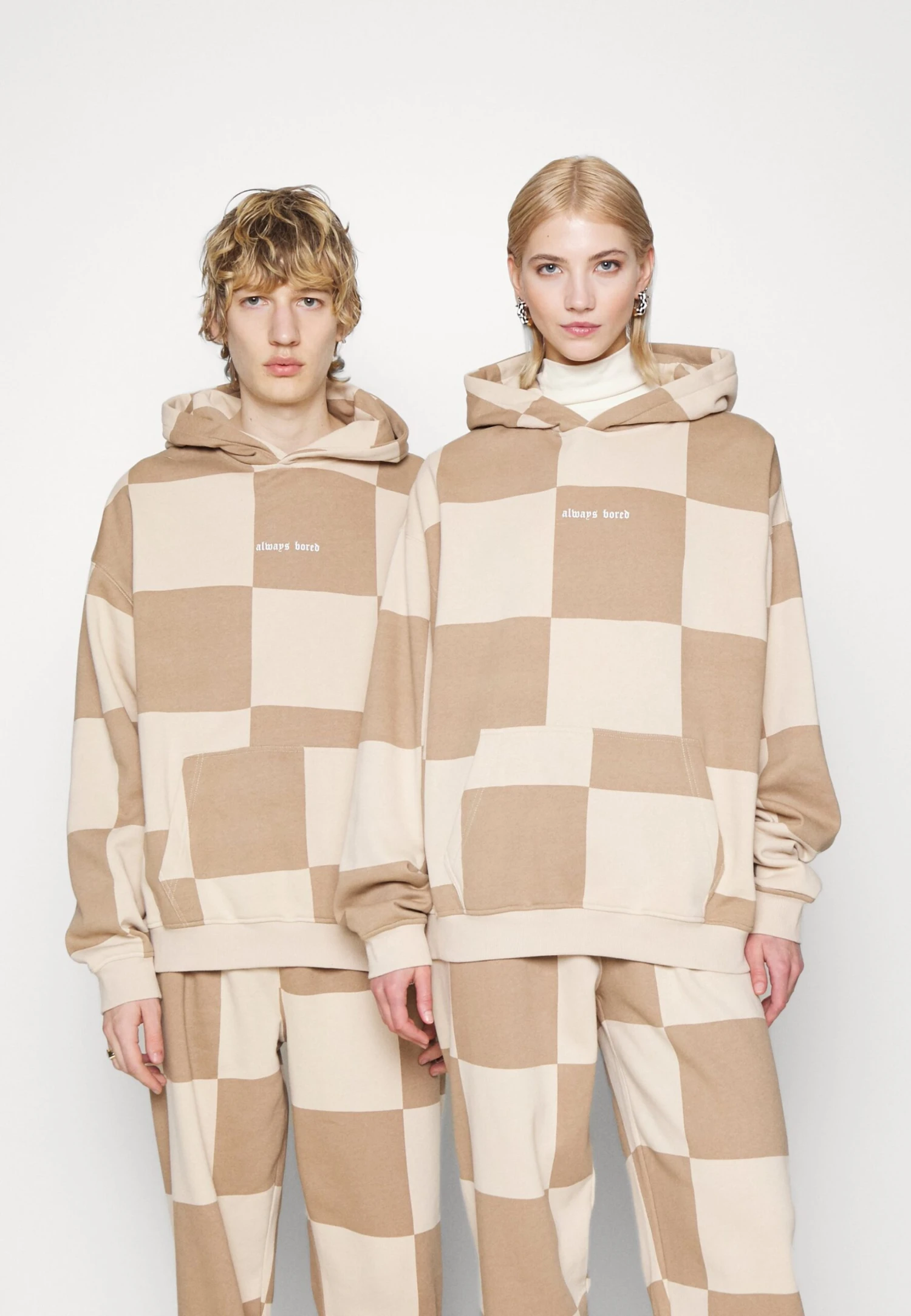 YOURTURN Unisex - Sweater - Beige 1 YOURTURN Unisex - Sweater - Beige