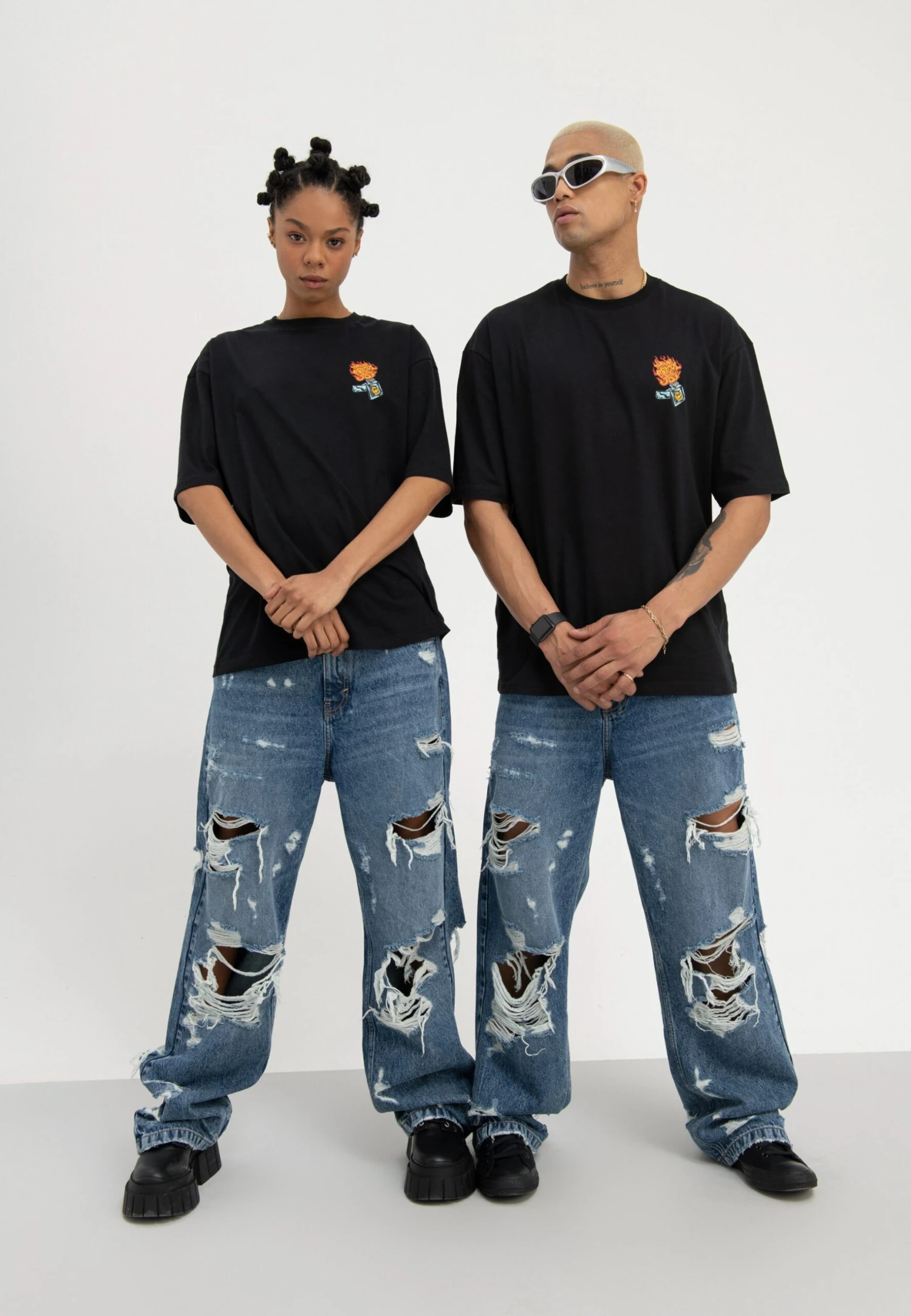 YOURTURN Unisex - Relaxed Fit Jeans - Light Blue Denim 4 YOURTURN Unisex - Relaxed Fit Jeans - Light Blue Denim - Afbeelding 4