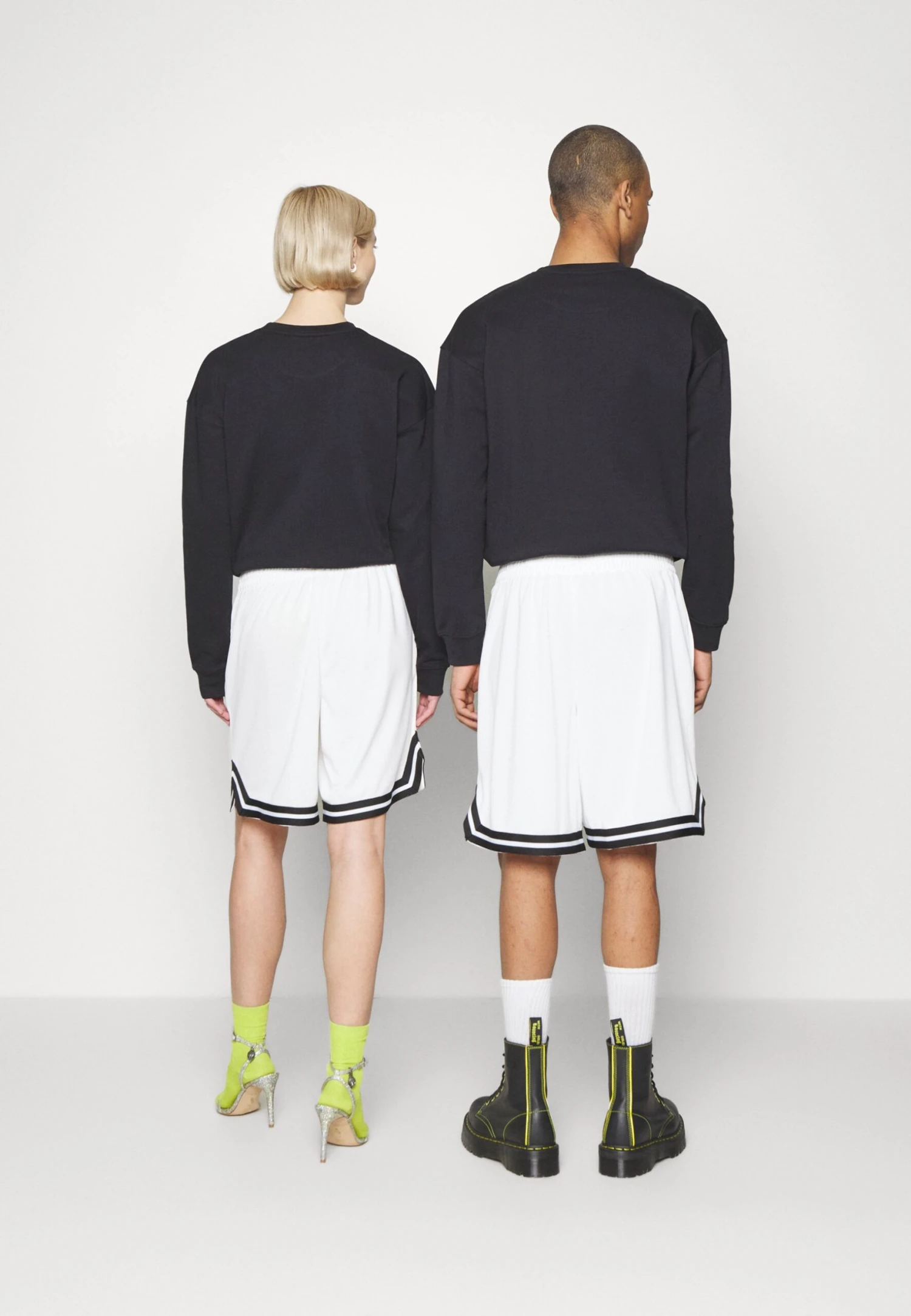 YOURTURN Unisex - Shorts - White 3 YOURTURN Unisex - Shorts - White - Afbeelding 3