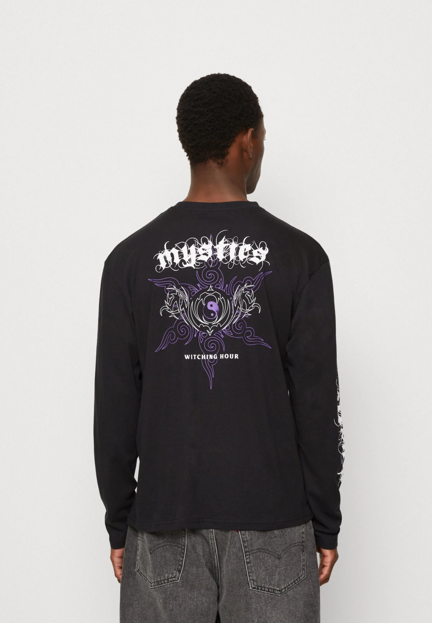 YOURTURN Unisex - Longsleeve - Black 1 YOURTURN Unisex - Longsleeve - Black