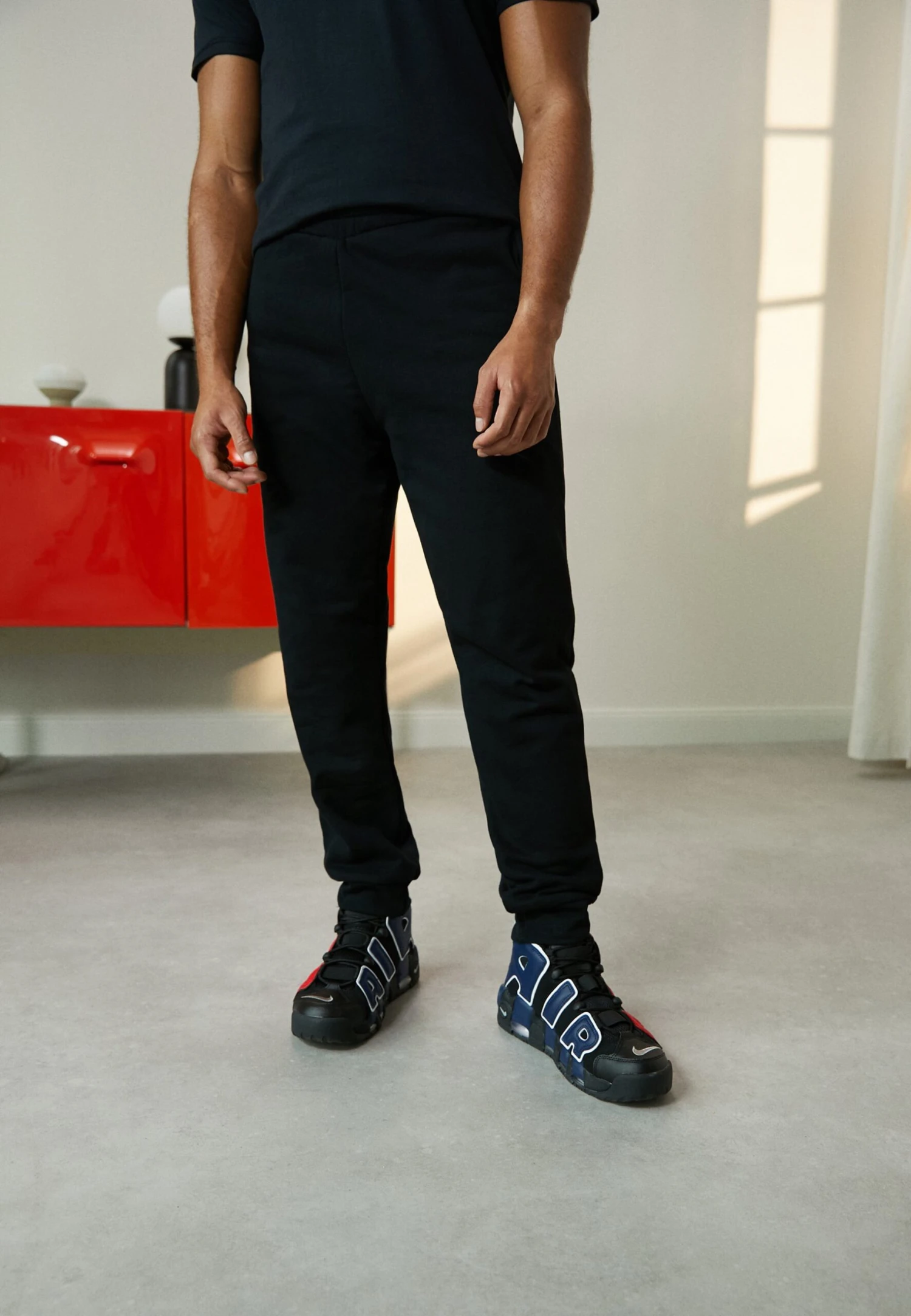 YOURTURN Unisex - Trainingsbroek - Black 1 YOURTURN Unisex - Trainingsbroek - Black