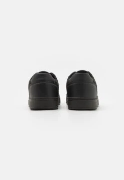 YOURTURN Unisex - Sneakers Laag - Black 8 YOURTURN Unisex - Sneakers Laag - Black -YOURTURN Verkoopwinkel f0aac4ab0ad44bce9a24efc891c3f295