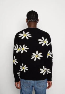 YOURTURN Trui - Black 8 YOURTURN Trui - Black -YOURTURN Verkoopwinkel f4b0c7a801764c13b7116719ecf26c75