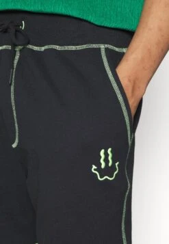 YOURTURN Unisex - Shorts - Black 11 YOURTURN Unisex - Shorts - Black -YOURTURN Verkoopwinkel f51afc93a69b4497aadd7606637d55f5